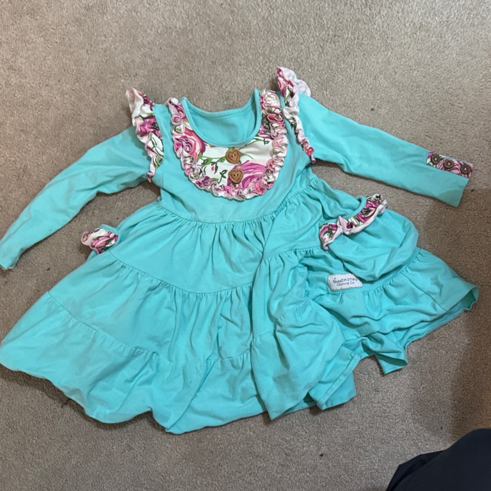 Sweet Honey Floral Ruffle Long Sleeve Dress size 5